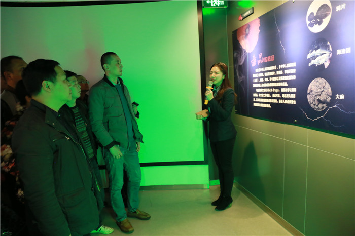 IMG_5869.jpg IMG_5869.jpg