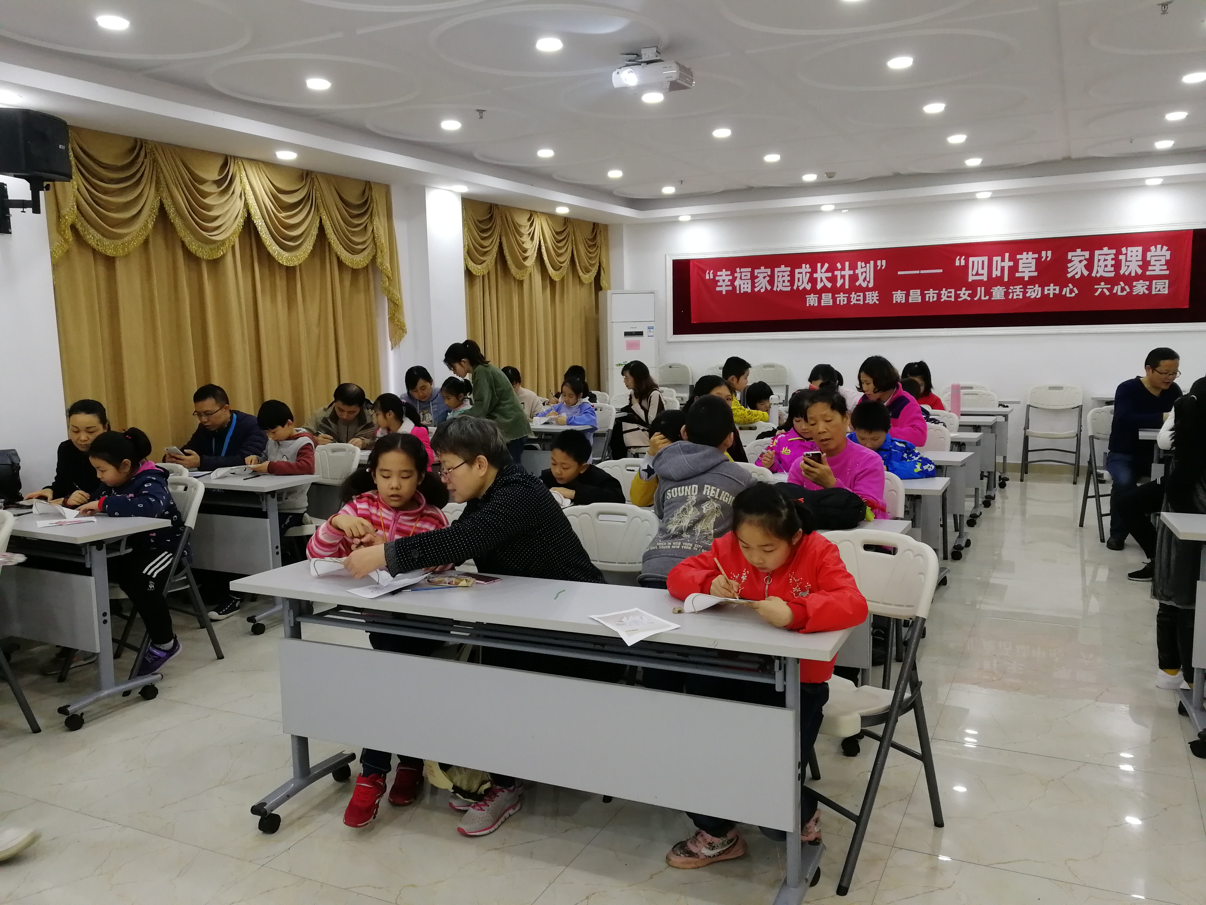 微信图片_20190401095613.jpg 微信图片_20190401095613.jpg