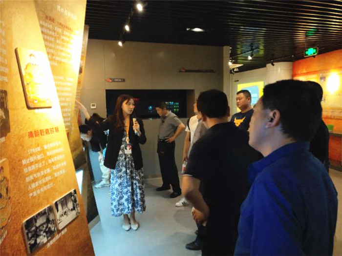 f15b8154e10112146b8d2822067a255_副本.jpg f15b8154e10112146b8d2822067a255_副本.jpg